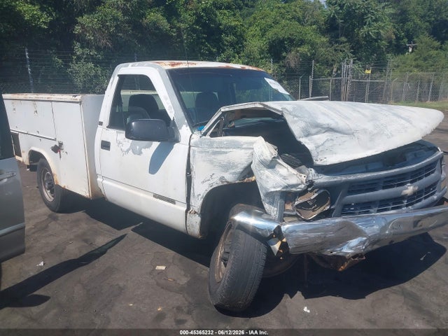 Auction sale of the 1995 Chevrolet Gmt-400 C2500, vin: 1GCGC24KXSZ210228, lot number: 45365232