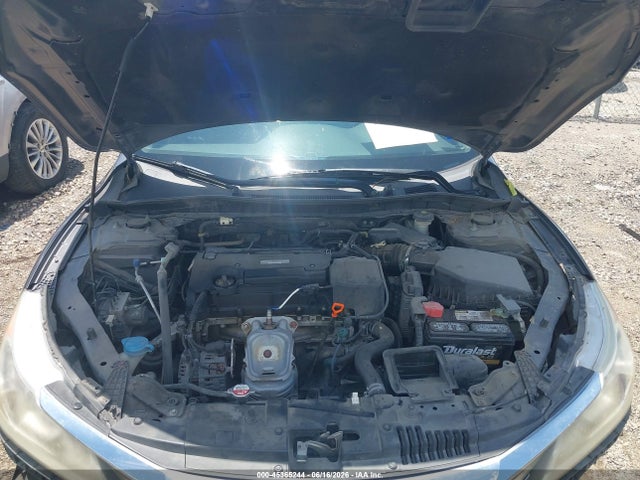 45365244 :رقم المزاد ، 1HGCR2F38HA291855 vin ، 2017 Honda Accord Lx مزاد بيع