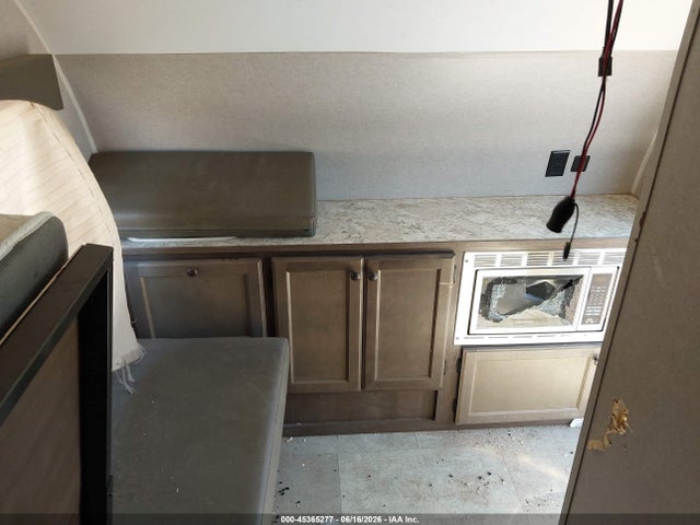 45365277 :رقم المزاد ، 7J3S1EB13NS006228 vin ، 2022 Sunray Motorhome مزاد بيع
