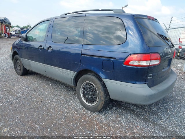 2002 Toyota Sienna Le მანქანა იყიდება აუქციონზე, vin: 4T3ZF13C42U419629, აუქციონის ნომერი: 45365280