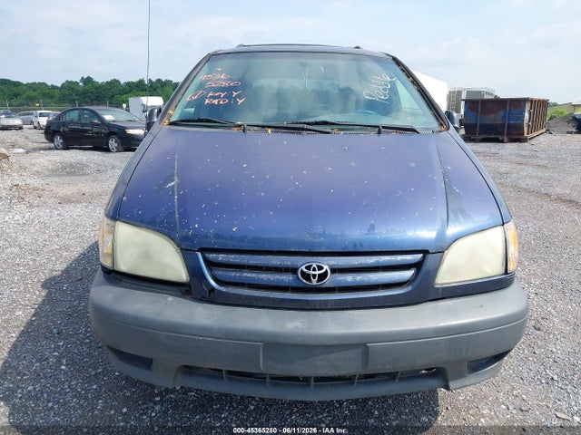 2002 Toyota Sienna Le მანქანა იყიდება აუქციონზე, vin: 4T3ZF13C42U419629, აუქციონის ნომერი: 45365280