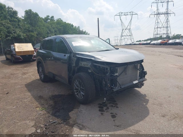 5N1AT3AB9MC828688 Nissan Rogue S Intelligent Awd