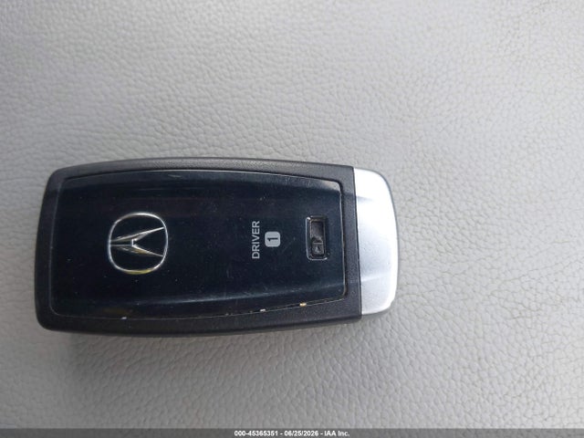 Auction sale of the 2017 Acura Rdx Advance Package, vin: 5J8TB3H70HL013434, lot number: 45365351
