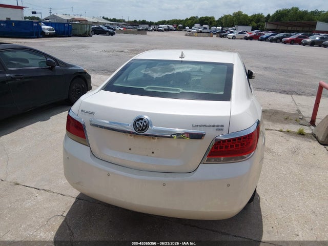45365356 :رقم المزاد ، 1G4GC5ED8BF198417 vin ، 2011 Buick Lacrosse Cxl مزاد بيع