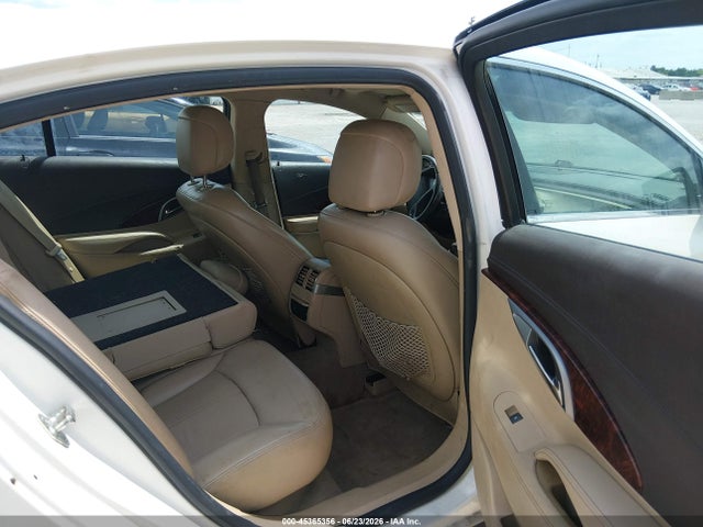 45365356 :رقم المزاد ، 1G4GC5ED8BF198417 vin ، 2011 Buick Lacrosse Cxl مزاد بيع