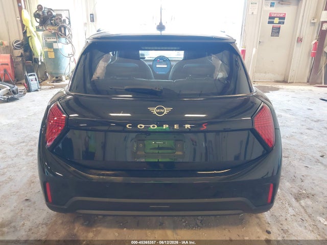Продажа на аукционе авто 2025 Mini Hardtop Cooper S, vin: WMW23GD0XS2W16019, номер лота: 45365357