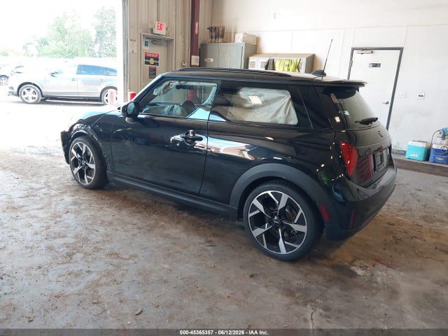 Продажа на аукционе авто 2025 Mini Hardtop Cooper S, vin: WMW23GD0XS2W16019, номер лота: 45365357