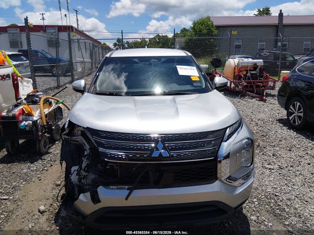 Продажа на аукционе авто 2022 Mitsubishi Outlander Es 2.5 S-awc, vin: JA4J4TA84NZ013927, номер лота: 45365384