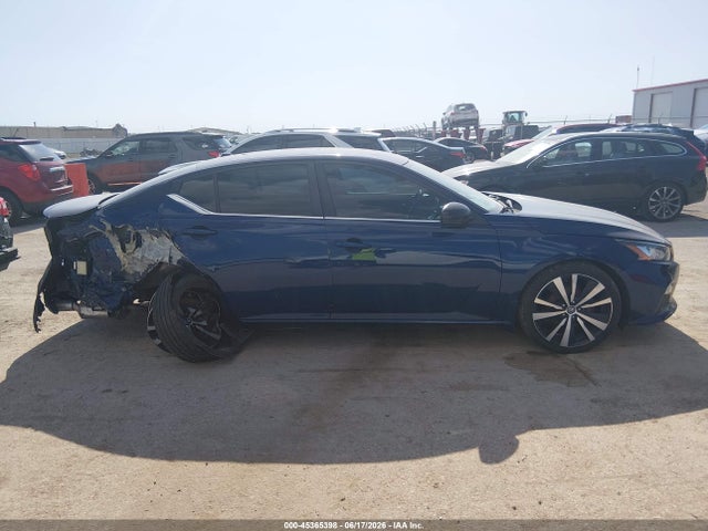 45365398 :رقم المزاد ، 1N4AL4CV2LC112351 vin ، 2020 Nissan Altima Sr Vc-turbo Fwd مزاد بيع
