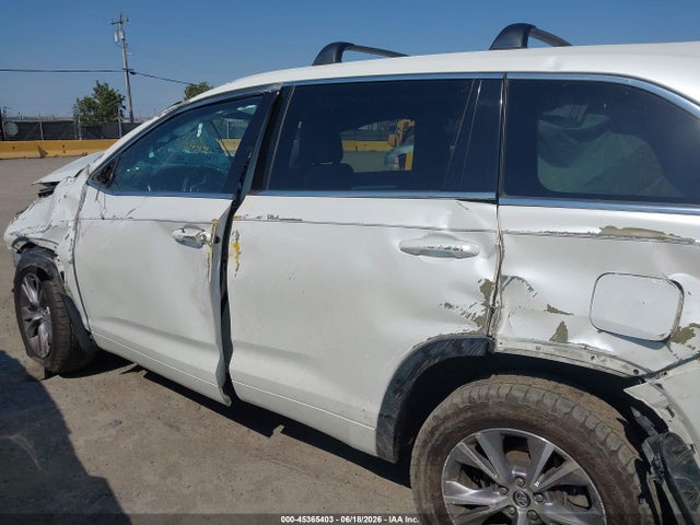 Toyota Highlander Le Plus V6 2016 5TDBKRFHXGS242144 Image 20