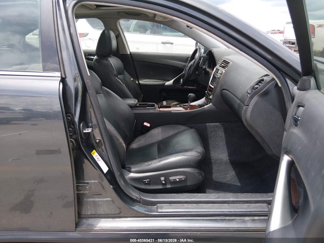 45365421 :رقم المزاد ، JTHCK262385024334 vin ، 2008 Lexus Is 250 مزاد بيع