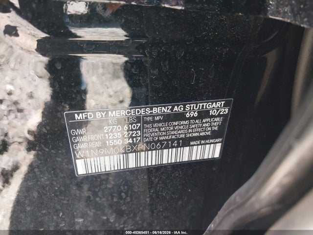 45365451 :رقم المزاد ، W1N9M0KBXPN067141 vin ، 2023 Mercedes-benz Eqb 300 Suv 4matic مزاد بيع