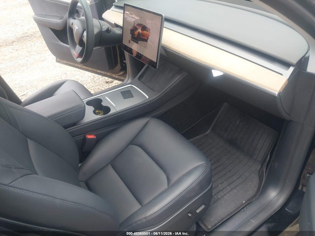 Продажа на аукционе авто 2024 Tesla Model Y Long Range Dual Motor All-wheel Drive, vin: 7SAYGDEE6RA245443, номер лота: 45365501