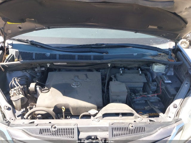 Продаж на аукціоні авто 2015 Toyota Sienna Le 8 Passenger, vin: 5TDKK3DC4FS583509, номер лоту: 45365587