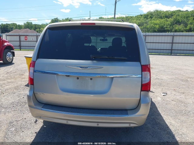 2016 Chrysler Town & Country Limited Platinum მანქანა იყიდება აუქციონზე, vin: 2C4RC1GG5GR207068, აუქციონის ნომერი: 45365616