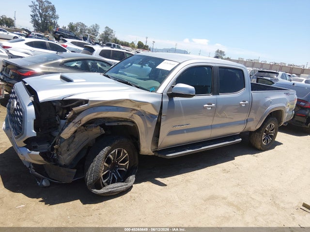 3TMBZ5DN8LM025926 Toyota Tacoma Trd Sport