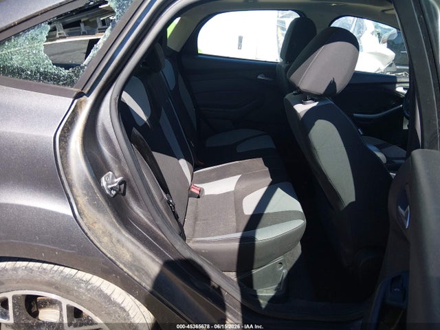 45365678 :رقم المزاد ، 1FAHP3F28CL402429 vin ، 2012 Ford Focus Se مزاد بيع