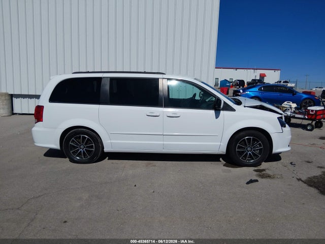 2C4RDGEGXHR865389 Dodge Grand Caravan Gt
