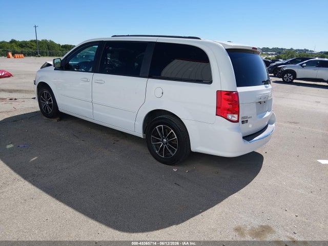 2C4RDGEGXHR865389 Dodge Grand Caravan Gt