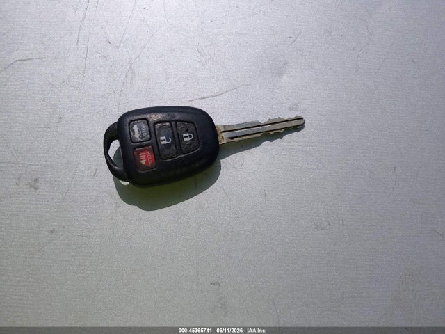 5YFBURHE8FP327133 Toyota Corolla S