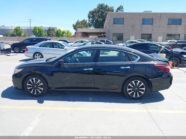 Nissan Altima 2.5 Sv 2018 1N4AL3AP1JC211819 Image 14