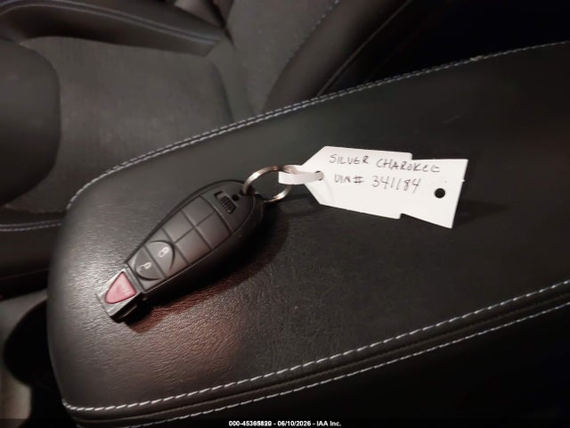 Jeep Cherokee Latitude 4x4 2019 1C4PJMCB2KD341184 Image 11