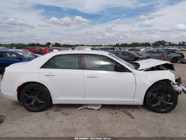 Продаж на аукціоні авто 2021 Chrysler 300 Touring, vin: 2C3CCAAG3MH606372, номер лоту: 45365841