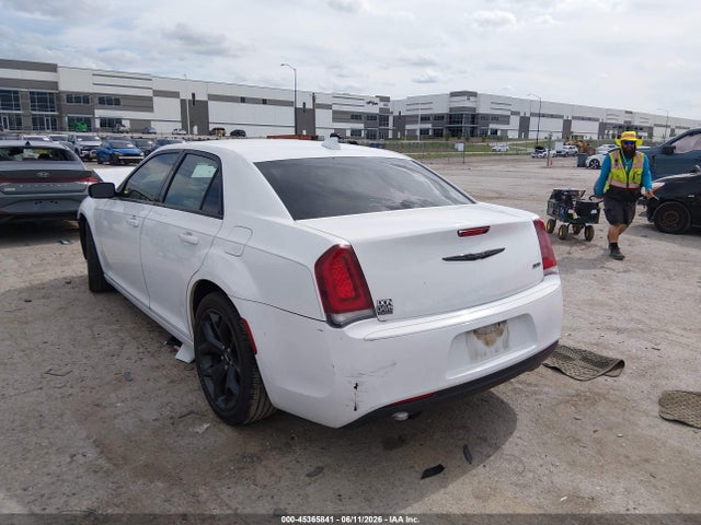 Продаж на аукціоні авто 2021 Chrysler 300 Touring, vin: 2C3CCAAG3MH606372, номер лоту: 45365841