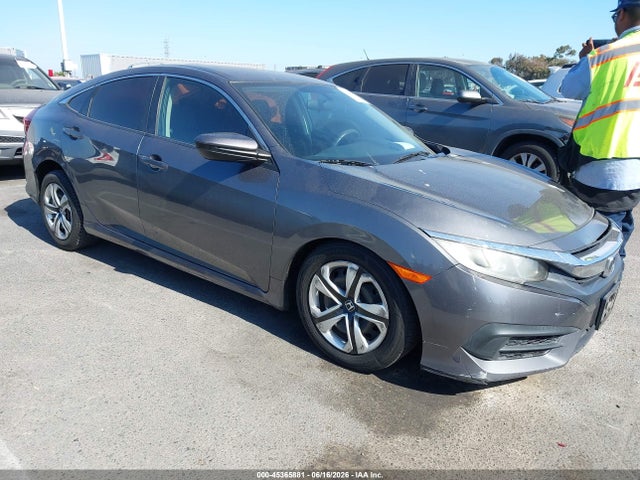 Honda Civic Lx 2018 2HGFC2F56JH598481 Image 1