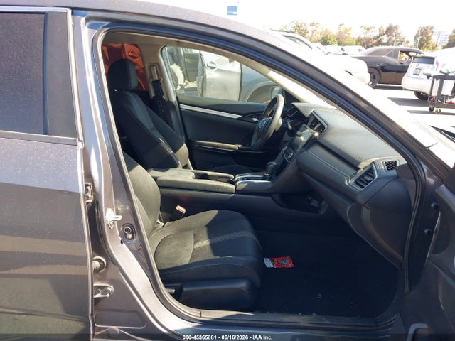 Honda Civic Lx 2018 2HGFC2F56JH598481 Image 5