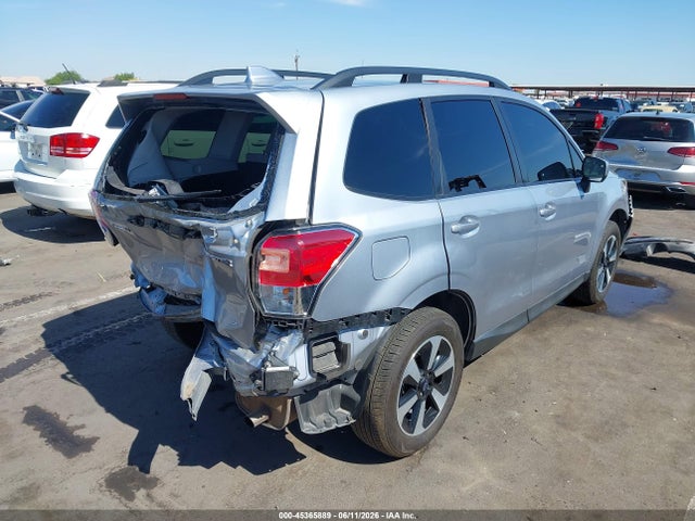 Subaru Forester 2.5i Premium 2017 JF2SJAGC4HH808247 Image 4