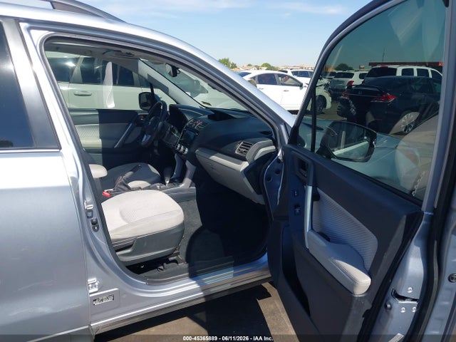 Subaru Forester 2.5i Premium 2017 JF2SJAGC4HH808247 Image 5