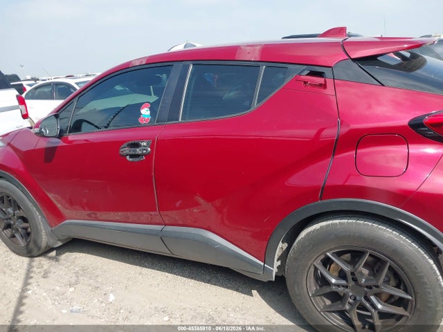 Toyota C-HR LE 2019 NMTKHMBX7KR097179 Image 14