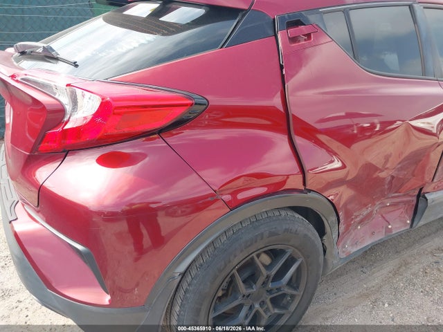 Toyota C-HR LE 2019 NMTKHMBX7KR097179 Image 17