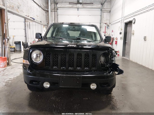 1C4NJRFB4GD522679 Jeep Patriot Latitude