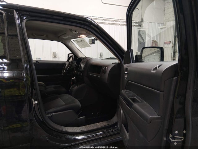 1C4NJRFB4GD522679 Jeep Patriot Latitude