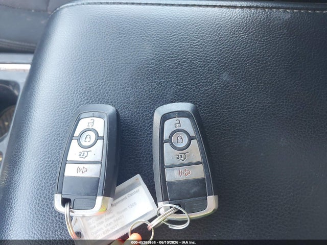 1FMJU1GT7JEA49503 Ford Expedition Xl