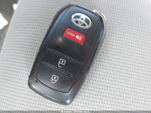 Toyota Corolla Cross Le 2022 7MUCAAAG2NV012639 Image 11