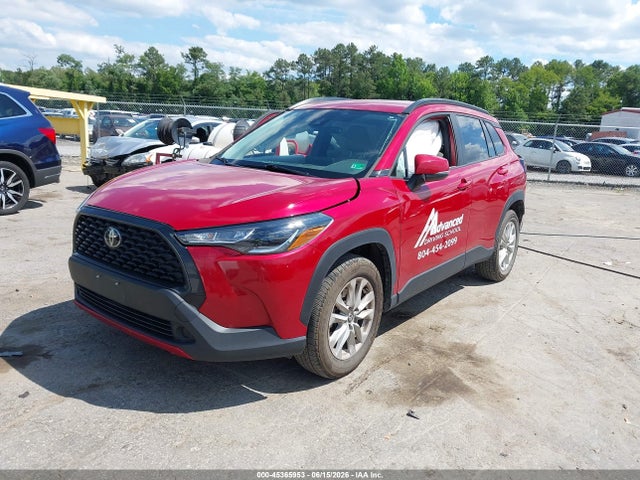 Toyota Corolla Cross Le 2022 7MUCAAAG2NV012639 Image 2