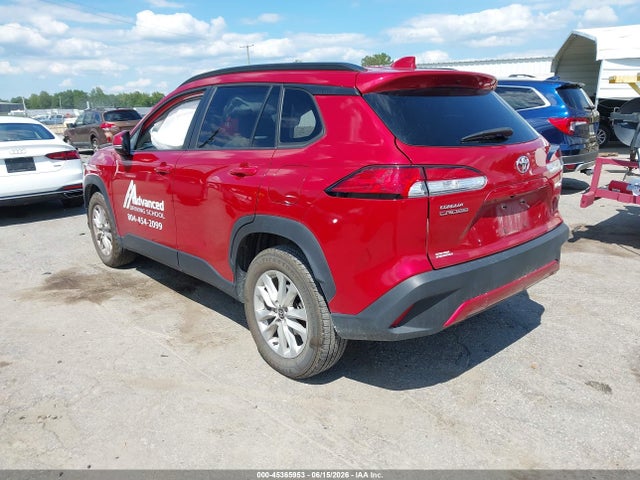 Toyota Corolla Cross Le 2022 7MUCAAAG2NV012639 Image 3