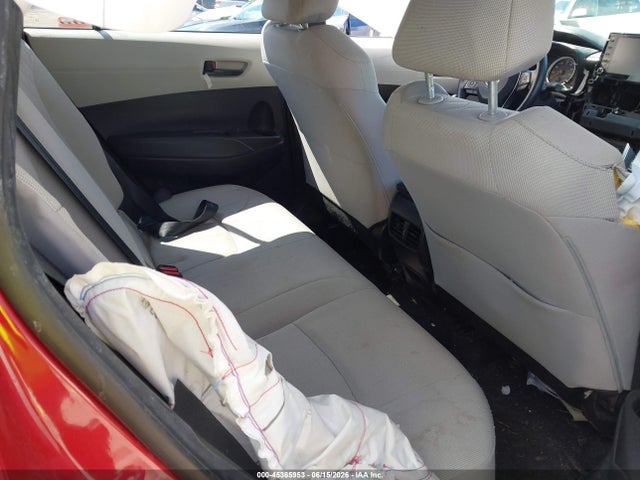 Toyota Corolla Cross Le 2022 7MUCAAAG2NV012639 Image 8