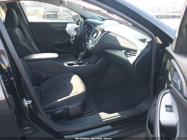 1G1ZG5ST5LF152986 Chevrolet Malibu Fwd Rs