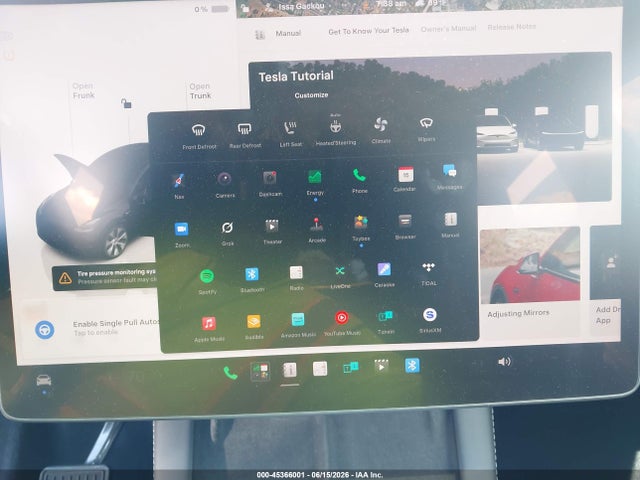 2023 Tesla Model Y Awd/long Range Dual Motor All-wheel Drive მანქანა იყიდება აუქციონზე, vin: 7SAYGDEEXPA109300, აუქციონის ნომერი: 45366001