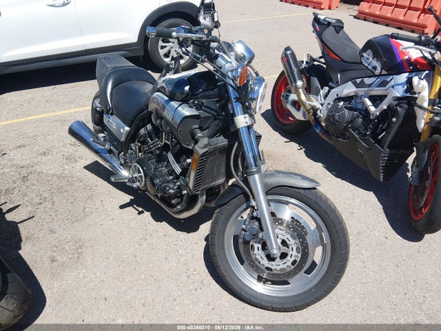 45366010 :رقم المزاد ، JYA2WEE031A083055 vin ، 2001 Yamaha Vmx12 مزاد بيع