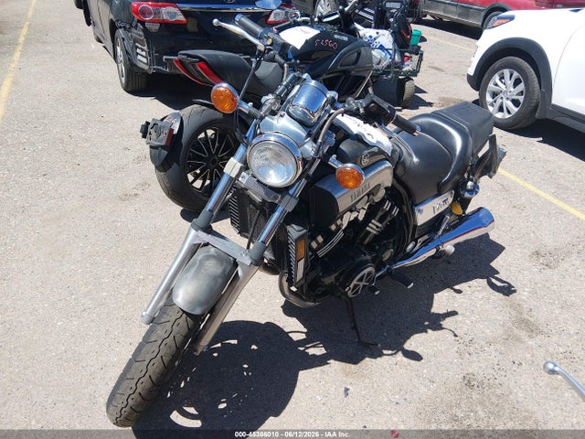 45366010 :رقم المزاد ، JYA2WEE031A083055 vin ، 2001 Yamaha Vmx12 مزاد بيع