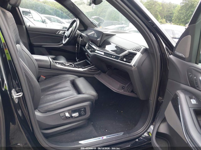 Продажа на аукционе авто 2023 Bmw X7 Xdrive40i, vin: 5UX23EM04P9P67524, номер лота: 45366019