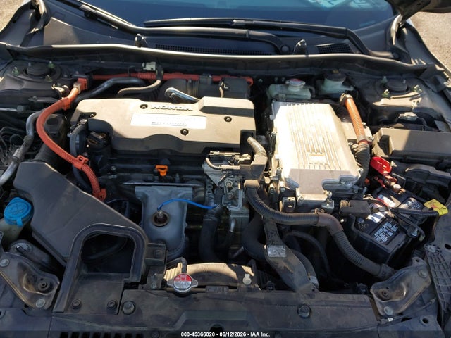 1HGCR6F77EA010845 Honda Accord Hybrid Touring