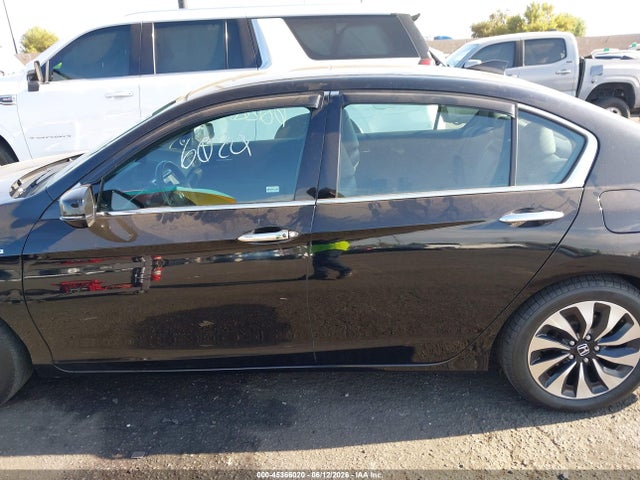 1HGCR6F77EA010845 Honda Accord Hybrid Touring