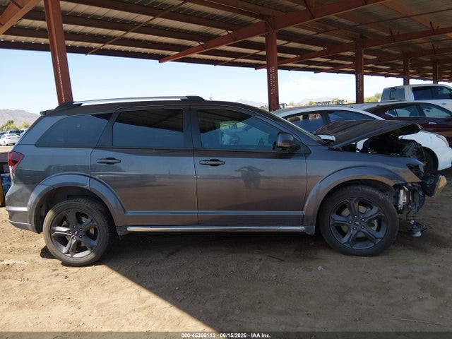 3C4PDCGB0JT269177 Dodge Journey Crossroad