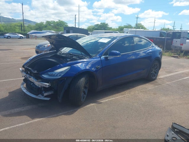 Tesla Model 3 Long Range/mid Range 2018 5YJ3E1EA5JF077892 Image 2